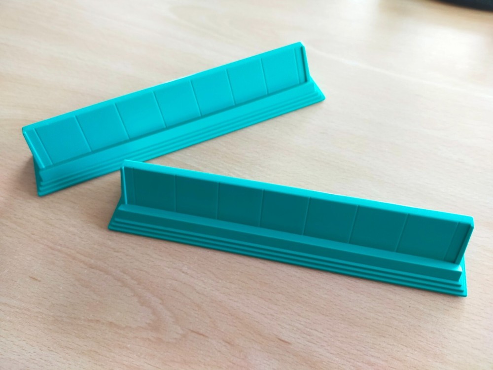 TOPWROLD SET OF 2 EASELS REPLACEMENT OR COMPLEMENT ORIGINAL PART