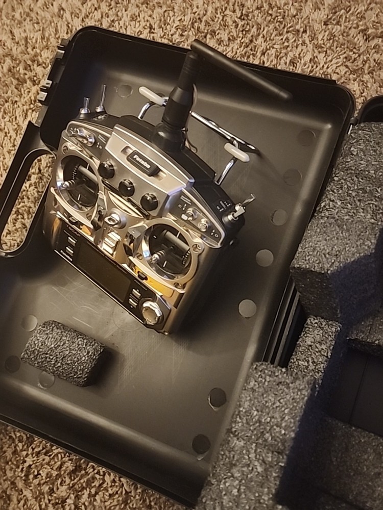 Futaba T9CAP PCM1024 Computerized Airplane System 2.4GHz