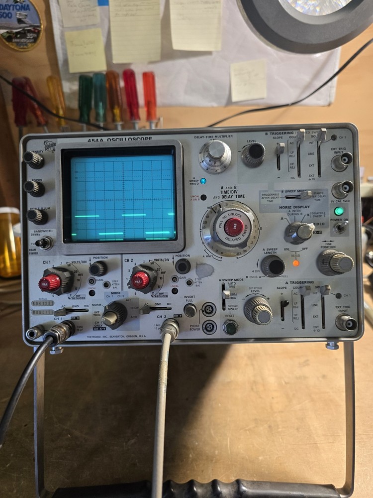 Tektronix 454A 2 Channel Oscilloscope