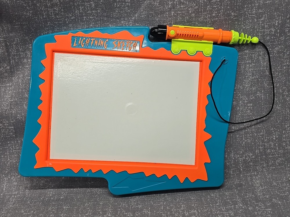1995 Nickelodeon Lightning Sketch by Mattel - Working Light