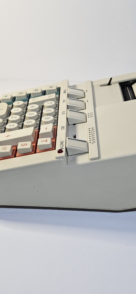 Olivetti Divisumma 33