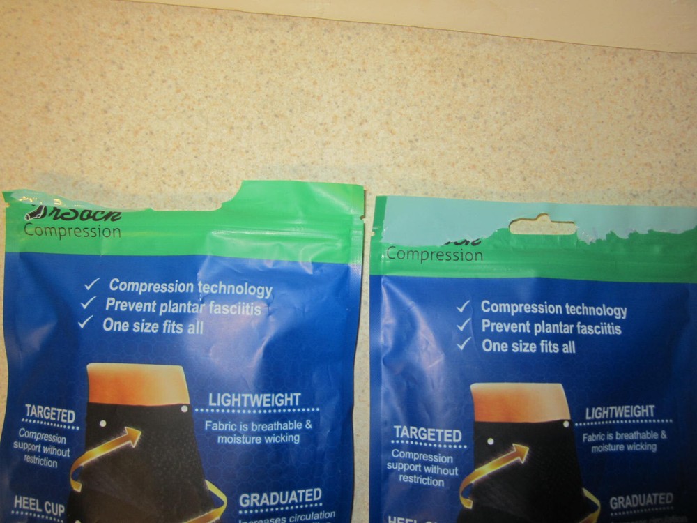 LOT OF 2 DR SOCK COMPRESSION SOCKS READ