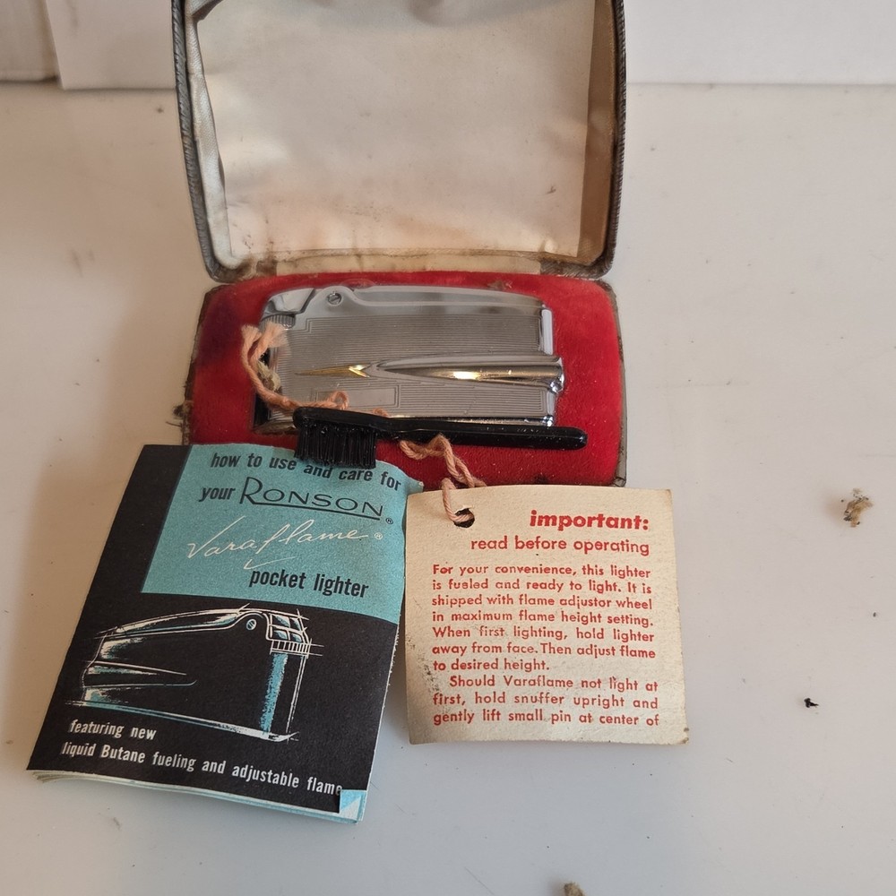Ronson Varaflame Chromed Pocket Lighter with Case & Instructions