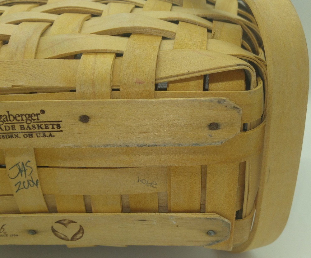 Longaberger 2006 2-Handle Narrow Basket w/ Liners