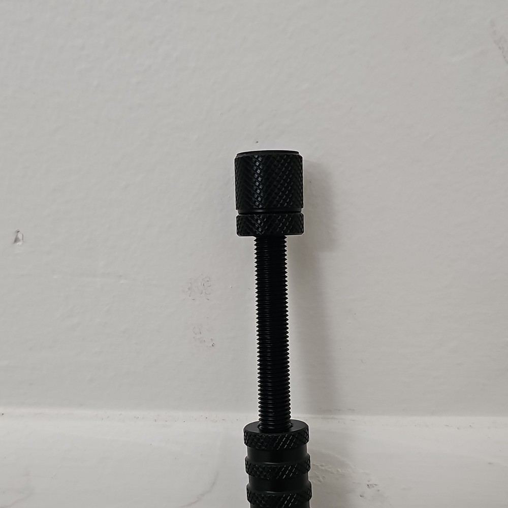 GPU Support Bracket, 2.75-4.52Inch GPU Sag Bracket with Non-Slip sheet