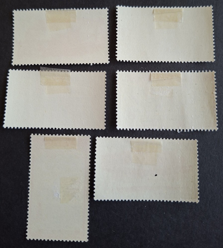 ENGLAND 1954 MINT HINGED "AVIATION AIRMAIL STAMPS"
