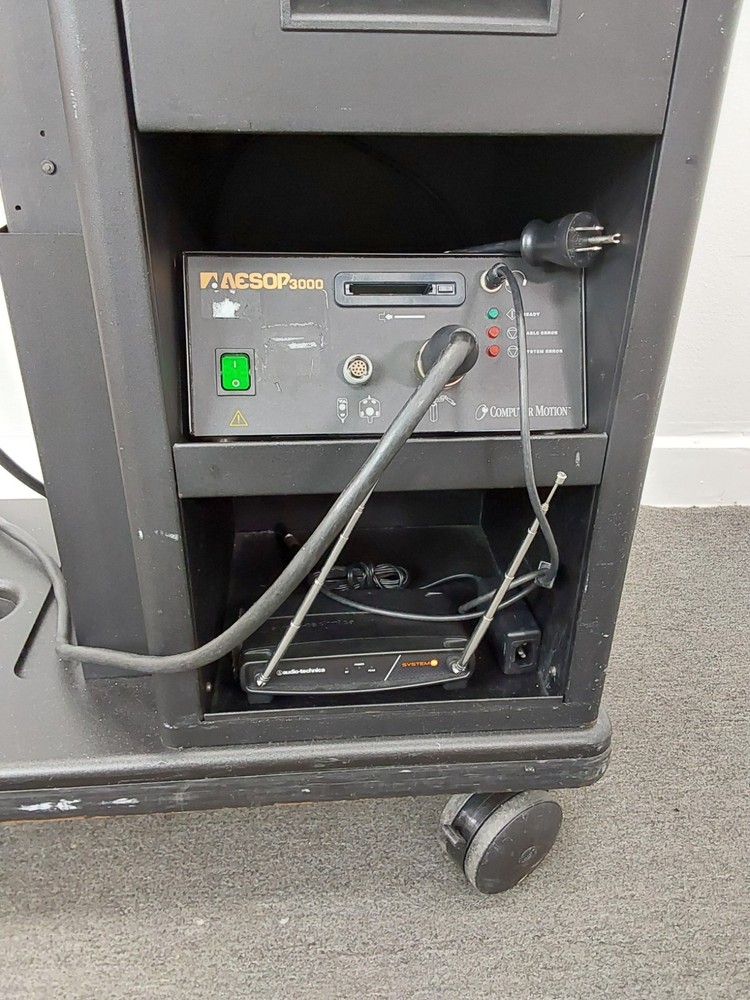 INTUITIVE SURGICAL AESOP 3000 Surgical Robot System