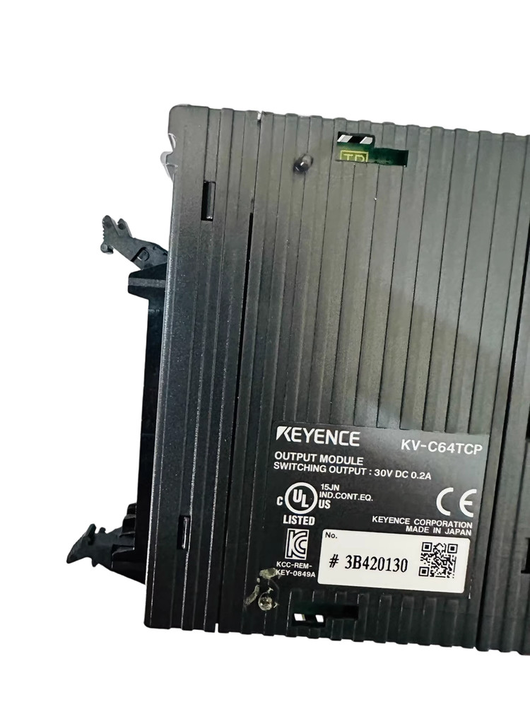 1pcs Keyence KV-C64TCP Brand New Programmable Controller