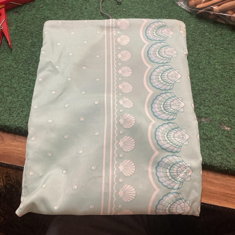 Vintage Clothespin Bag Holder