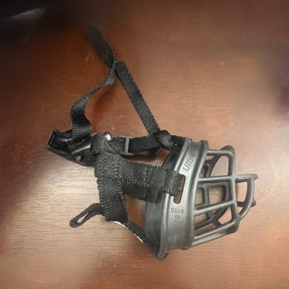 Baskerville Ultra Dog Muzzle Size 2 Plastic Nylon Black 62220F