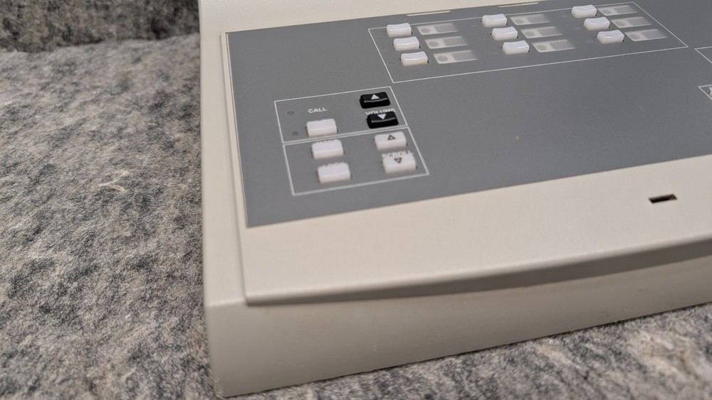 Motorola Comtegra L1925A Desktop Controller Radio Dispatch Console