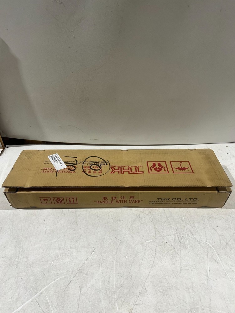 THK 11635 10047 97000 LINEAR BEARINGS (2 PER) NEW