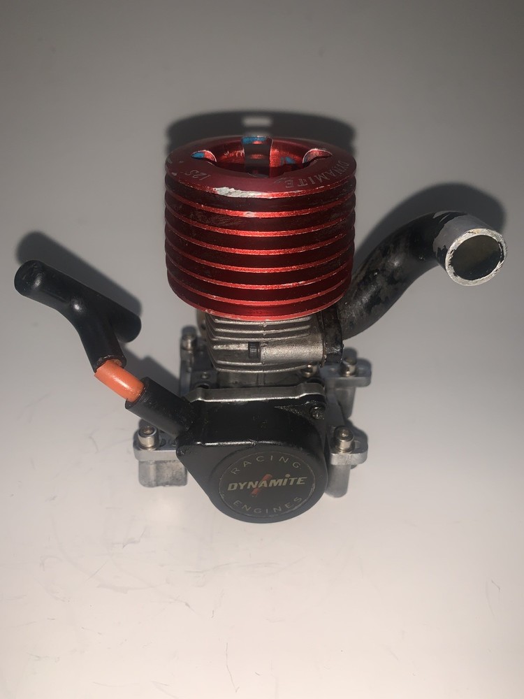 Vintage Dynamite .12 SPD Nitro Engine