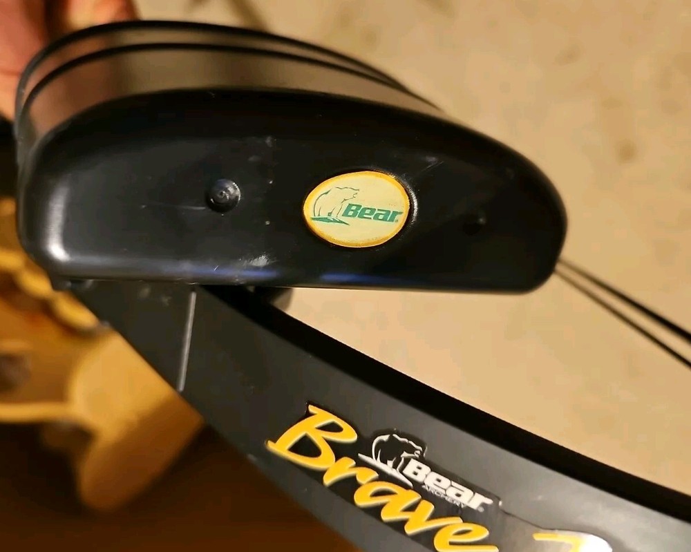 Bear Brave 2 Compound Bow Black Youth RH Used