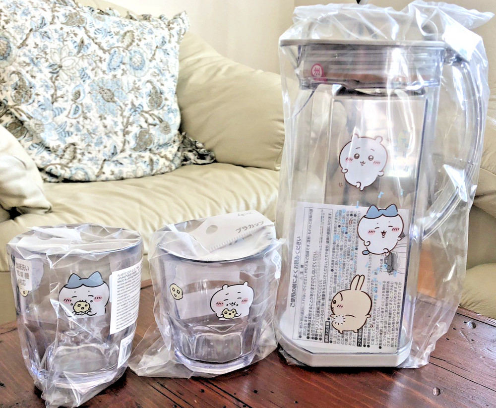 CHIIKAWA Cold Water Plastic Pitcher & 2 Cups - New