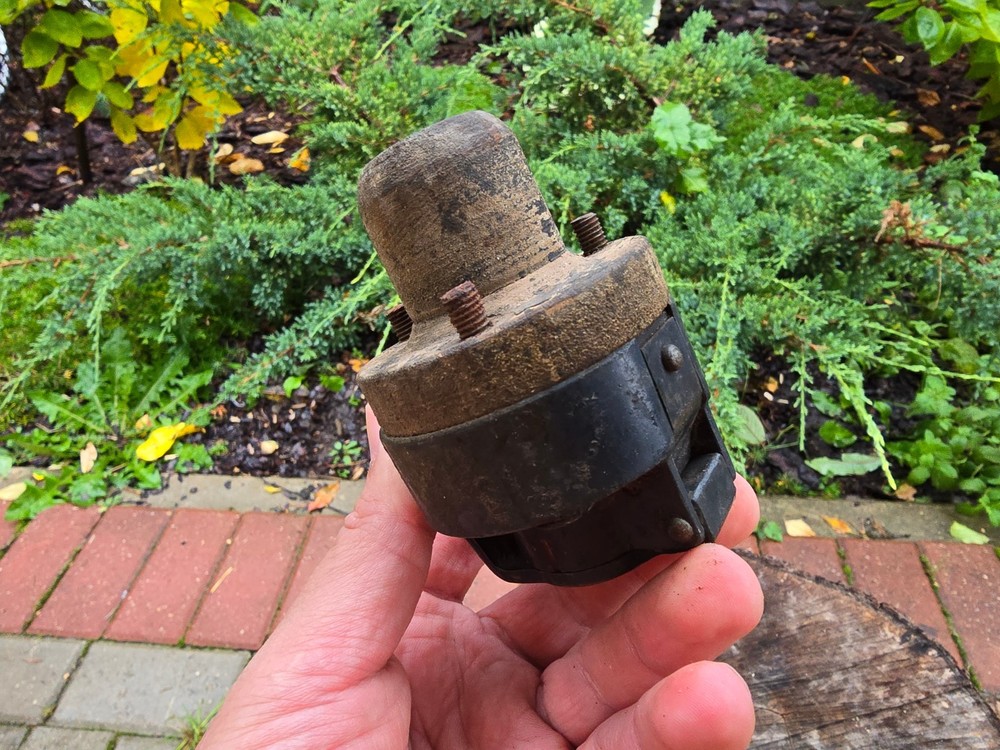 WW2 Accessories from the German bunker relic.