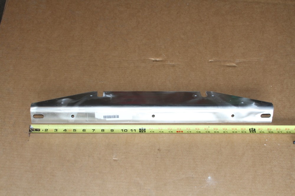 KENWORTH K051-267 BRACKET-TAIL LAMP