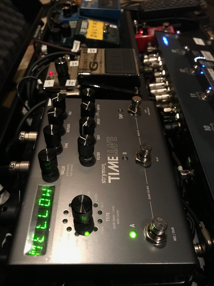 GigRig G2 Custom Guitar Pedal Board, 13 pedals/components, Schmidt Array w/Lid