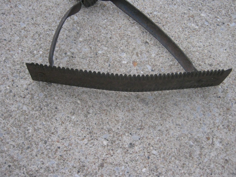 Vintage Weed Grass Trimmer Sling Blade Wood Handle Rustic Yard Sickle Wacker