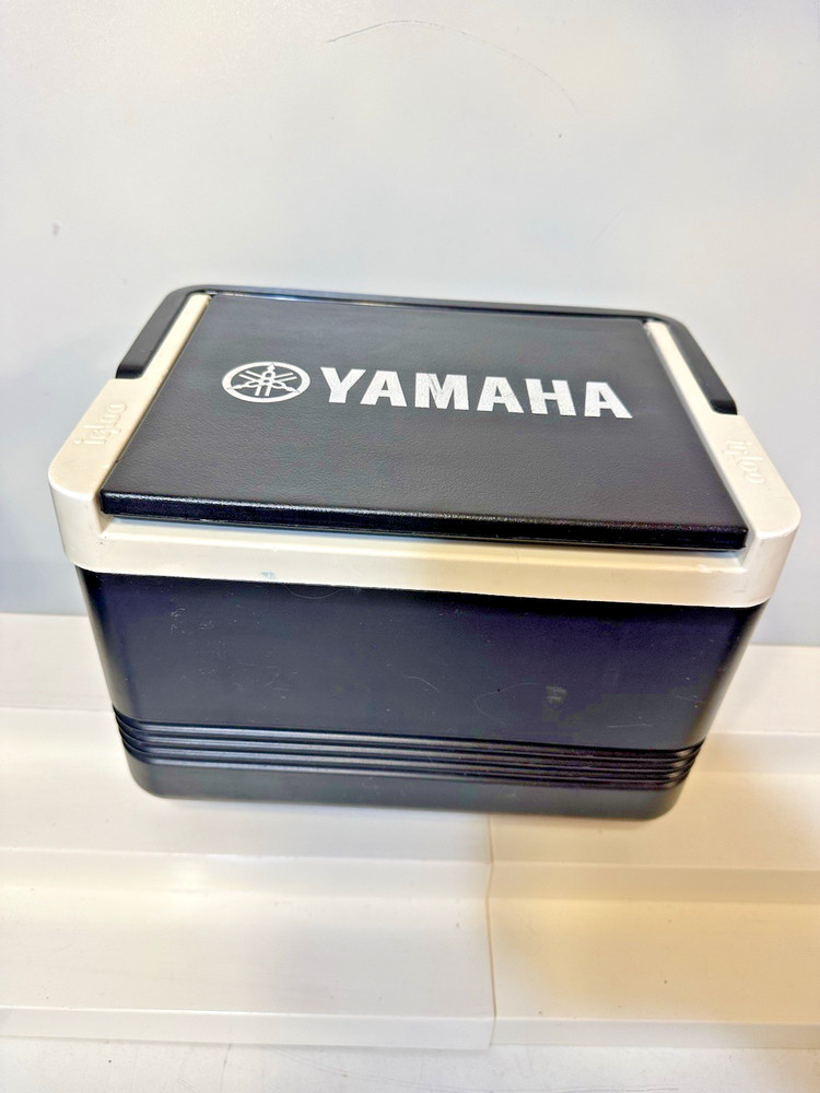 Yamaha Igloo Mini Cooler Black  Promo