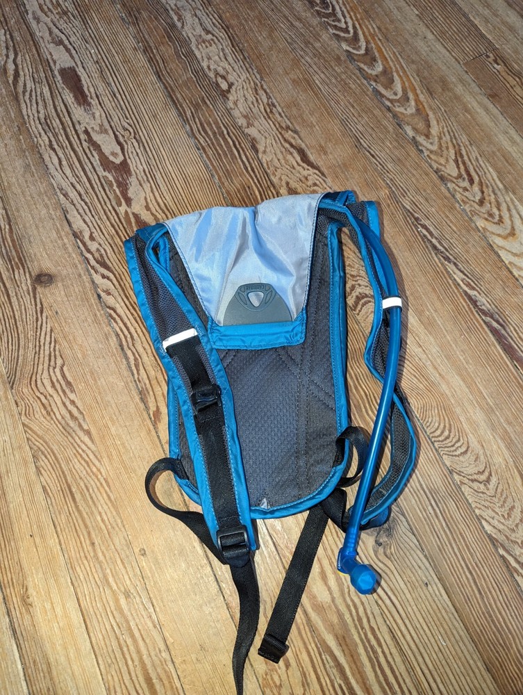 CamelBak Hydration Pack Blue Reservoir Bladder Small Hiking