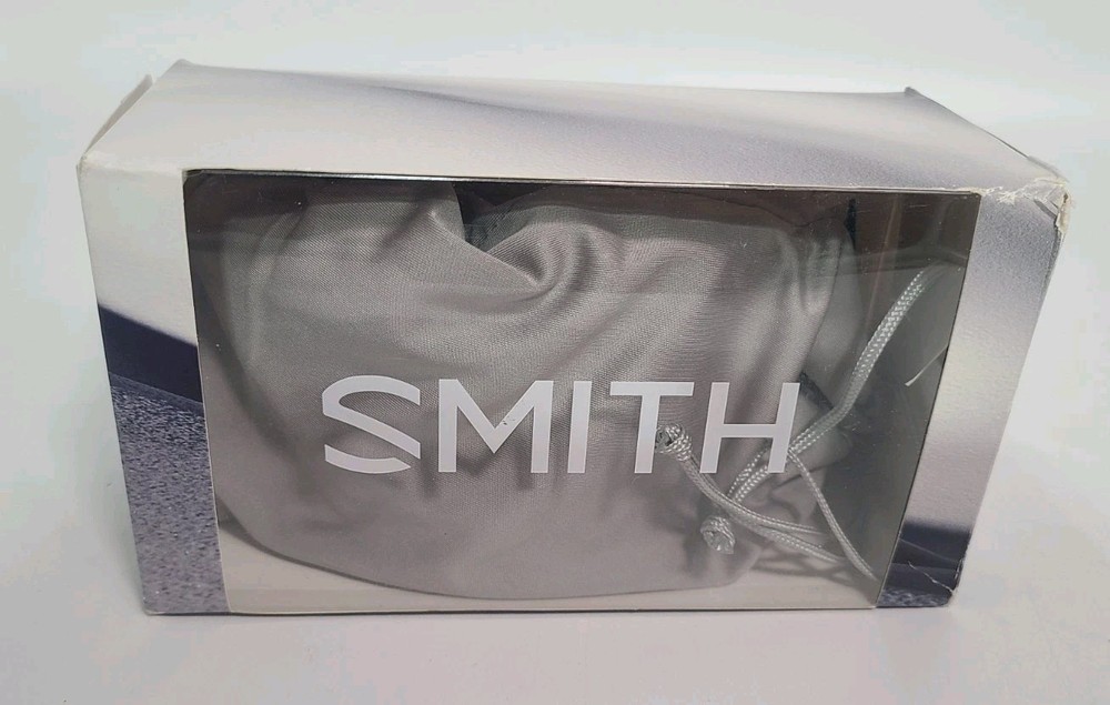 Smith Frontier Snow Goggles Blue Lens Mirrored Medium Fit.