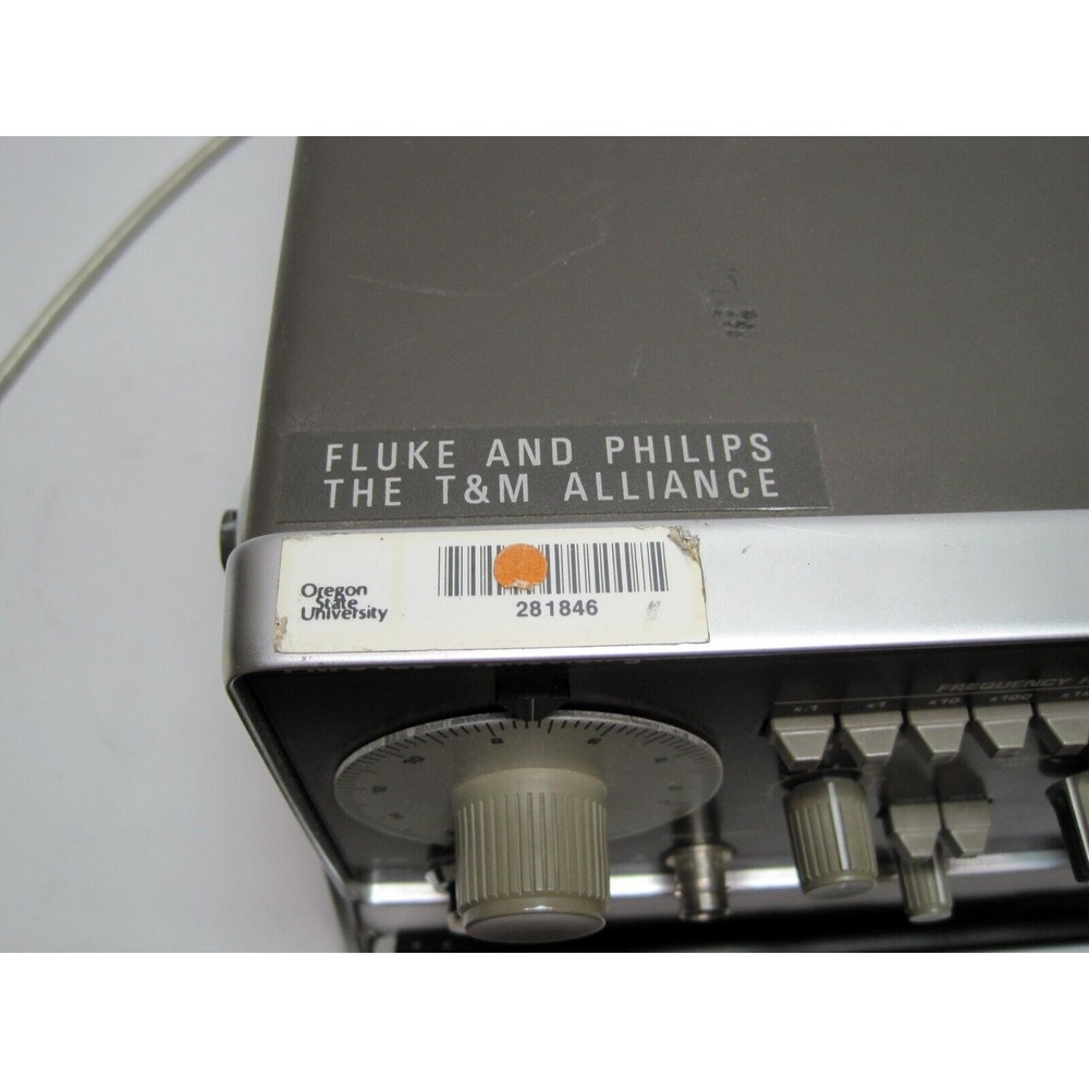 Fluke/Philips PM5132 PM 5132 Function Generator 0.1HZ-2MHZ