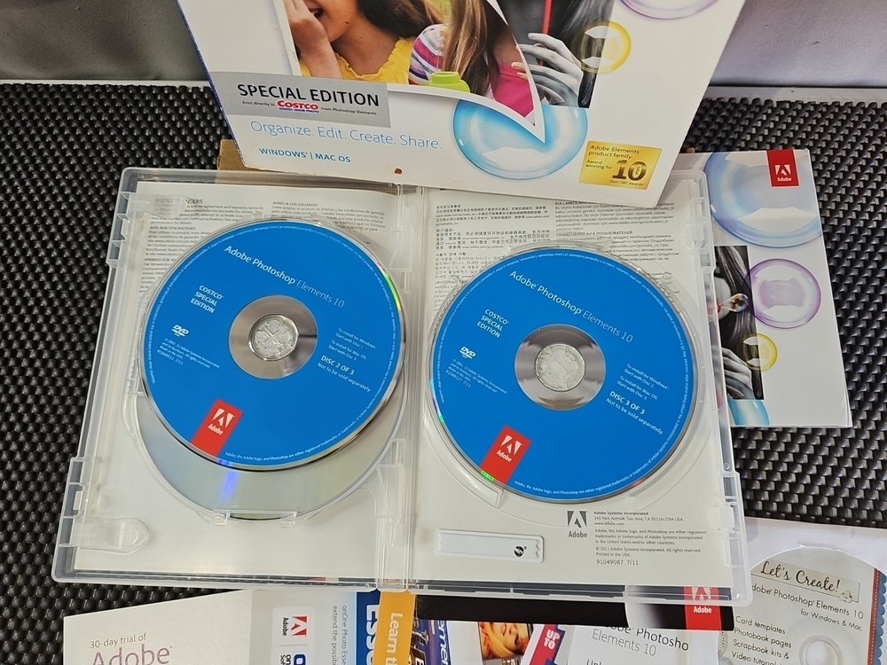 Adobe Photoshop Elements 10 (Open Box Never Use)