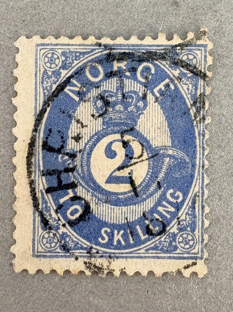 Norway 17 / 1874 Post Horn & Crown Stamp / Used