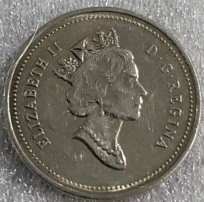 1994 Canada 5 Cents -- *C378