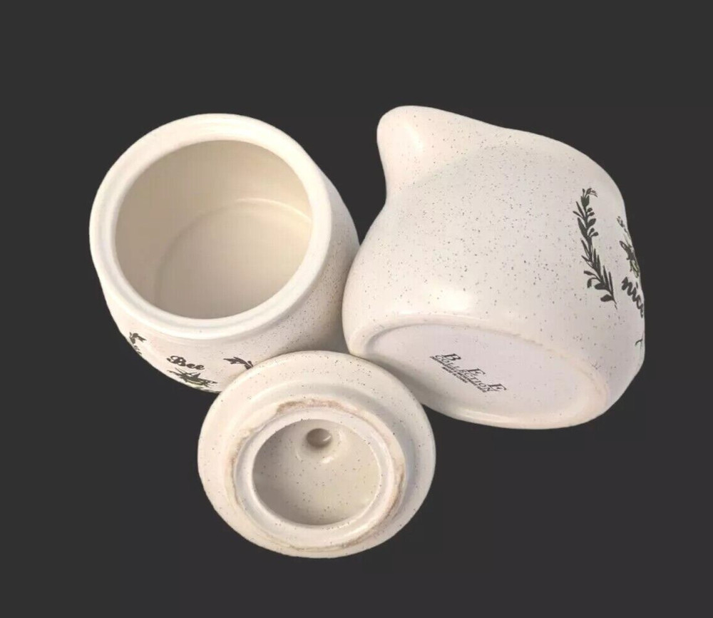 BEE COLLECTION CERAMIC CREAMER AND SUGAR BOWL BEE Nice