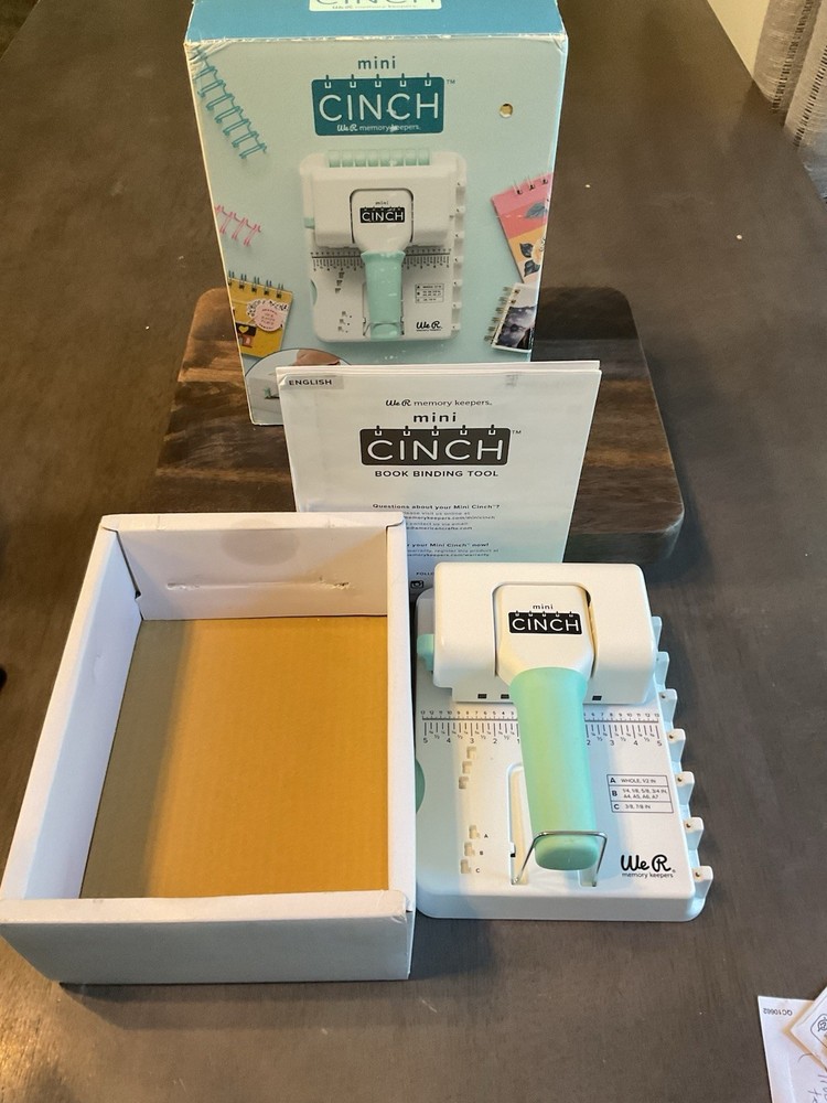 We R Memory Keepers Mini Cinch Book Binding Tool In Box EUC