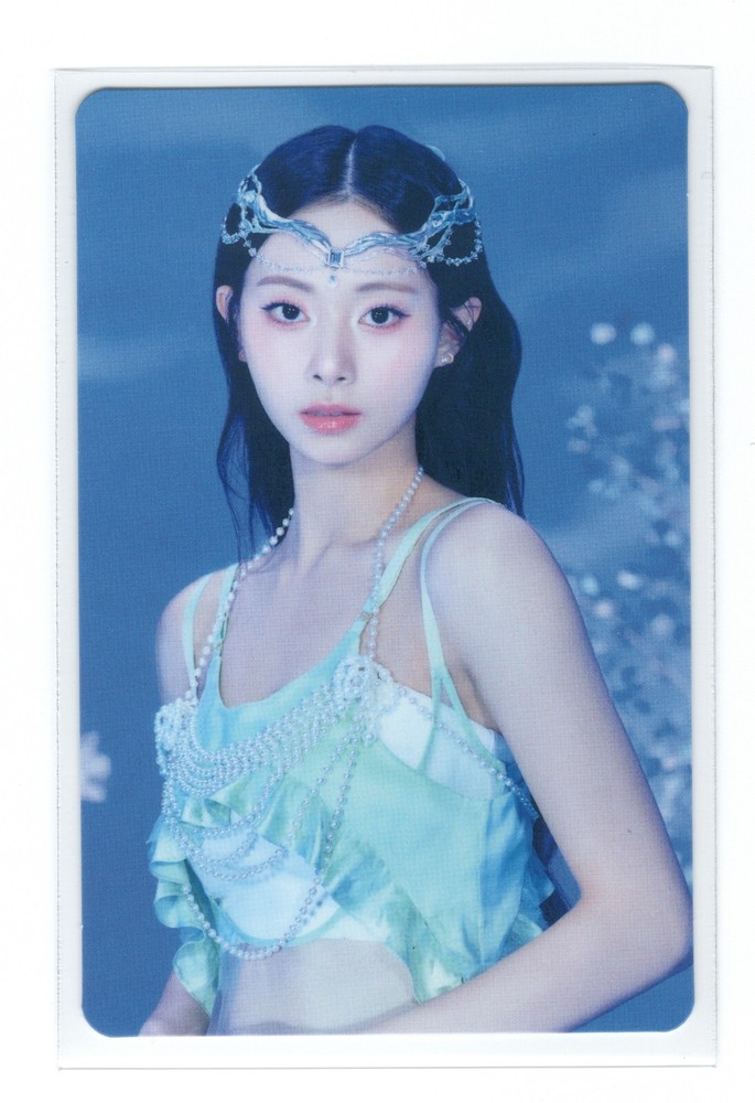 Twice Tzuyu Photocard | DIVE (Regular Ver.)