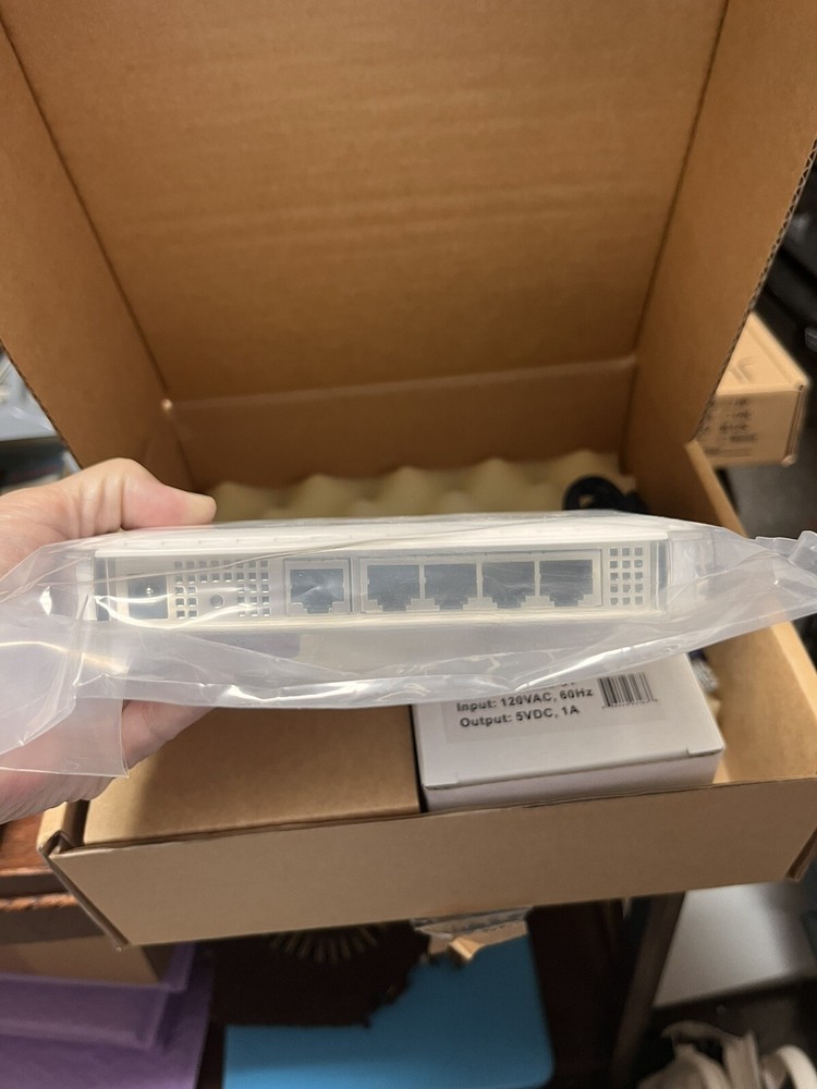 Netgear Cable/DSL Web Safe Router RP614 V3