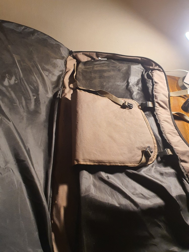 Tarantula Bow Case Missing Handle