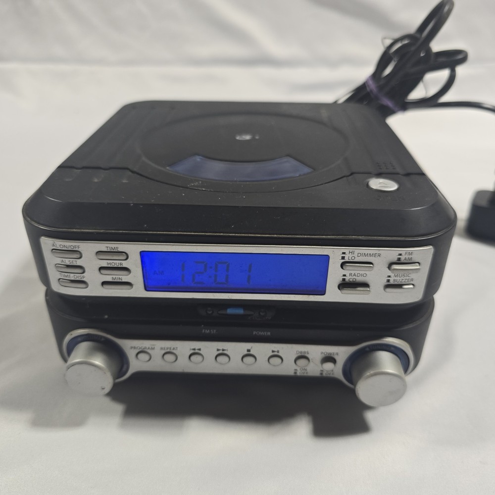 Sylvania Hi Fi Micro System Stereo AM/FM Radio CD Alarm Clock SRCD159PL-E
