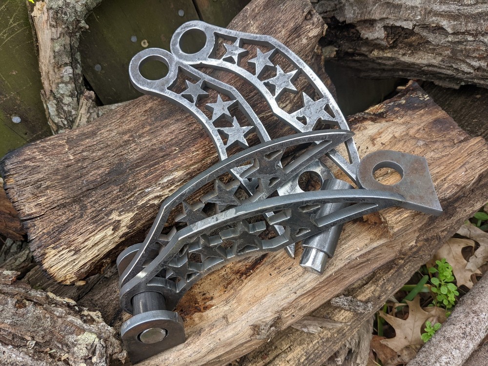 Bbq pit hinge unassembled