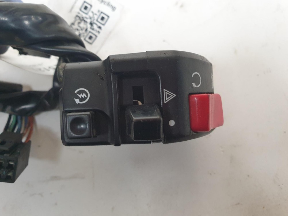 2005 SUZUKI SV 1000 RIGHT SWITCH GEAR