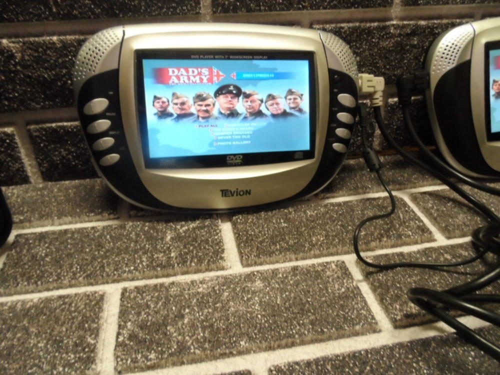 Tevion Portable Dvd Player with 2 Screen with Remote Control
