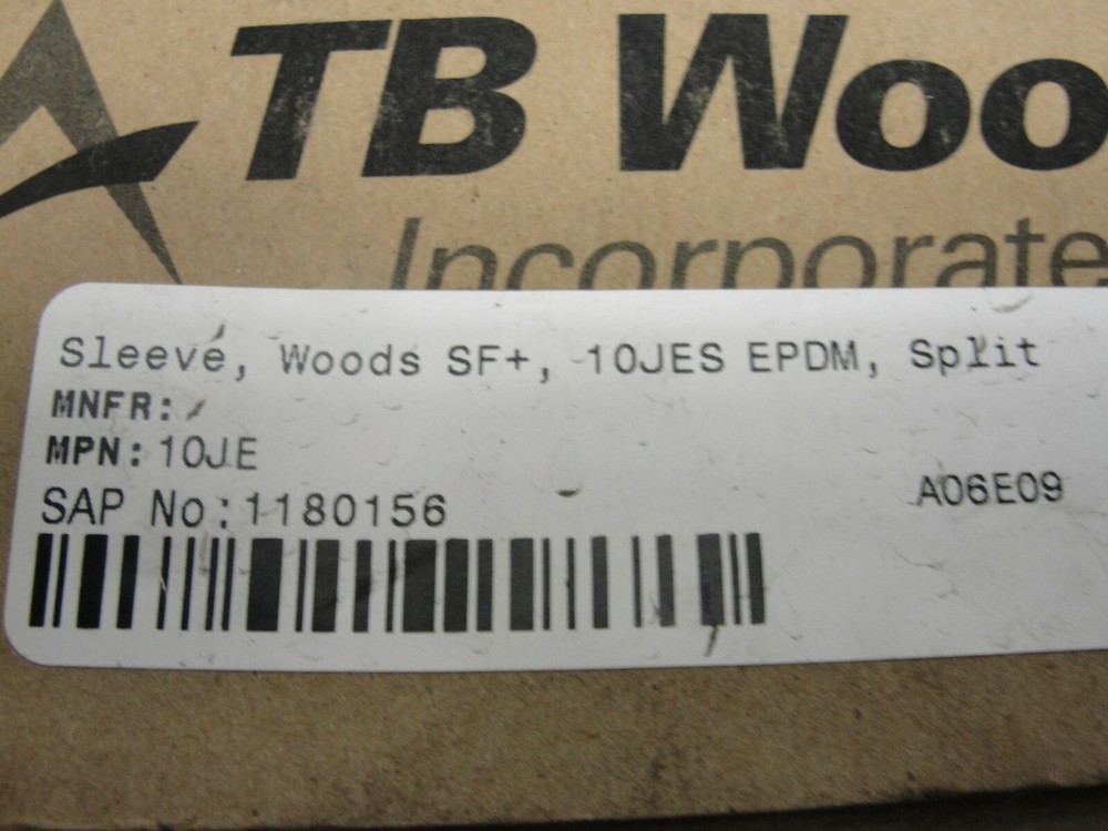 TB Woods 2 Two Piece Flexible Coupling Sleeve 10JESEPDM Split Retaining Ring NOS