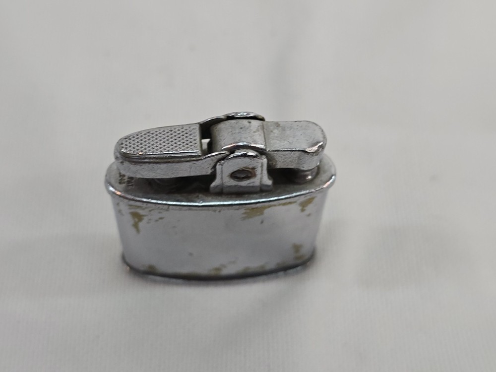 Vintage Ronson Whirlwind Fluid Lighter In Working Worn Condition