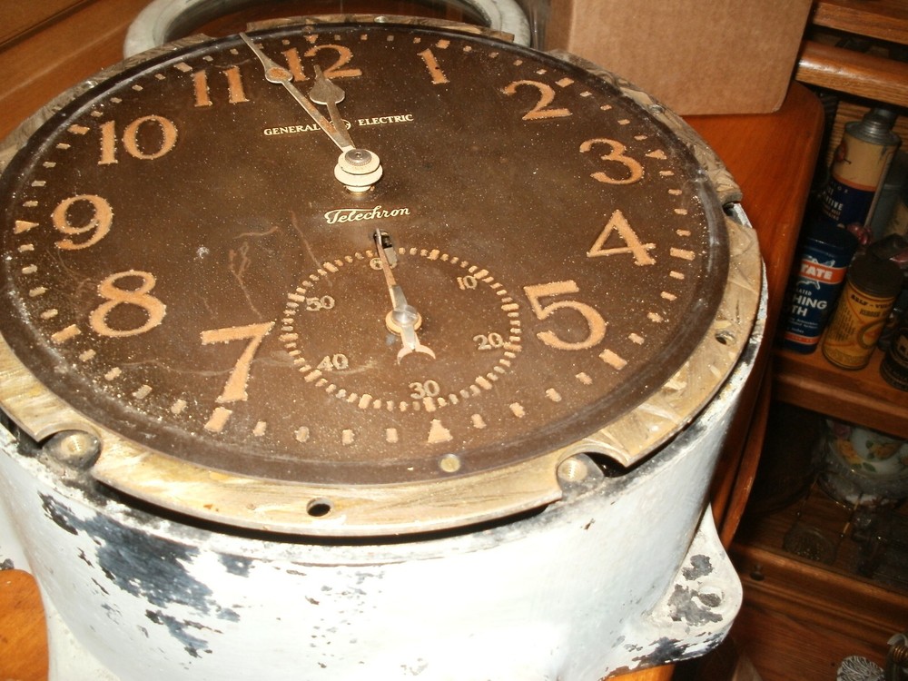 vintage ship clock g. e. complete clock