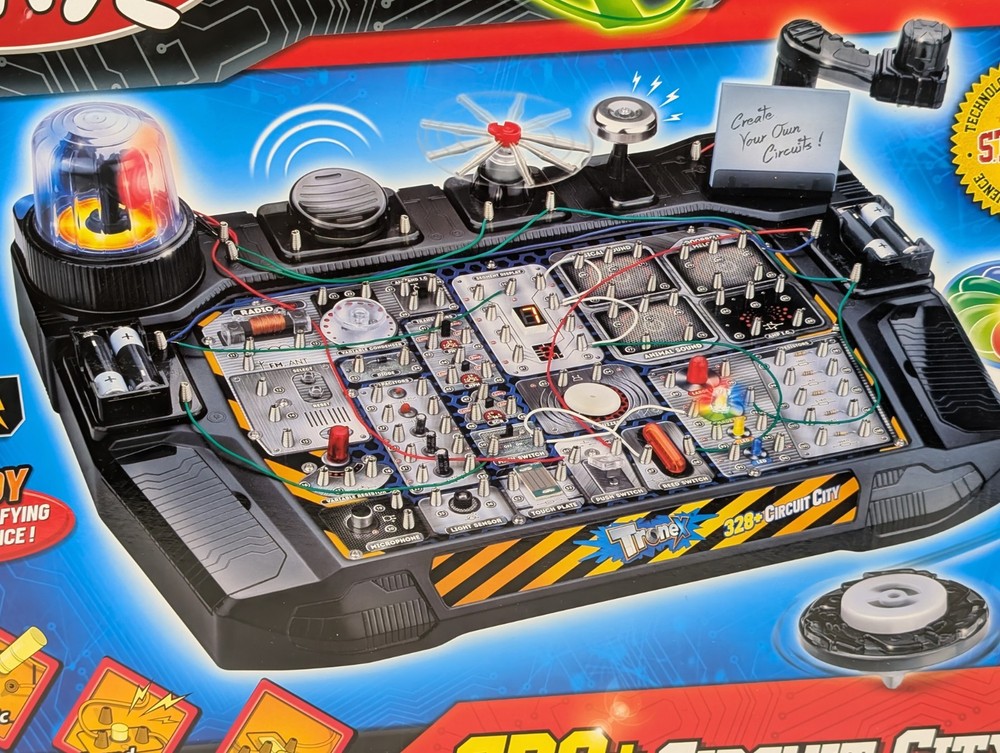 Playz Advanced Electrical Circuit Board Engineering Kit Kids 328+ STEM Science