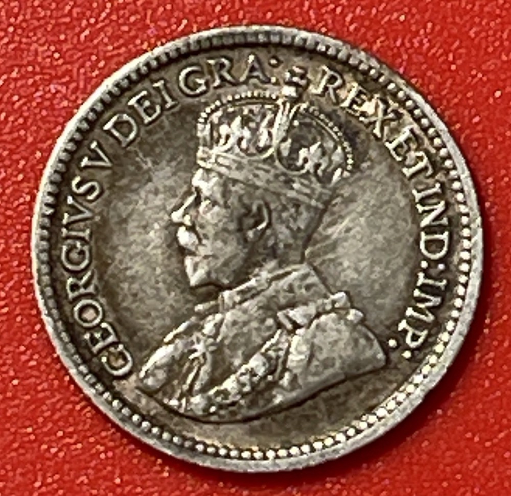 1912 Canada Silver 5 Cents, Circulated.