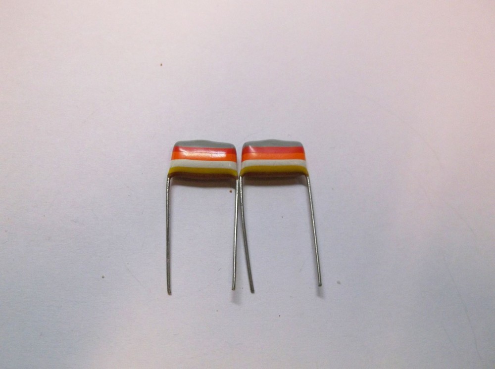 2 .082uf 10% 400v Mullard Tropical Fish Capacitors