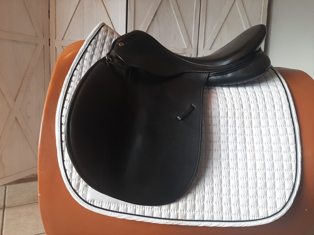 Aviant All Purpose Saddle 18/ MW