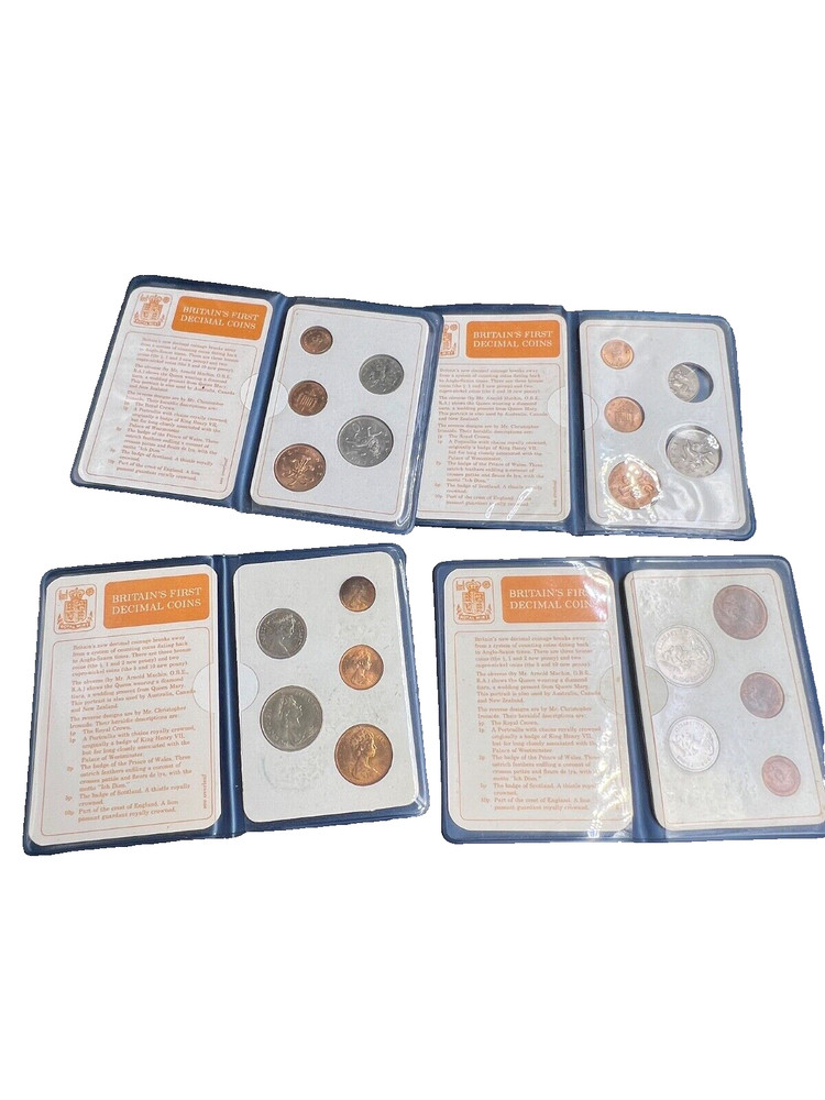 Coins in Wallets x 4 Sets Uncirculated
