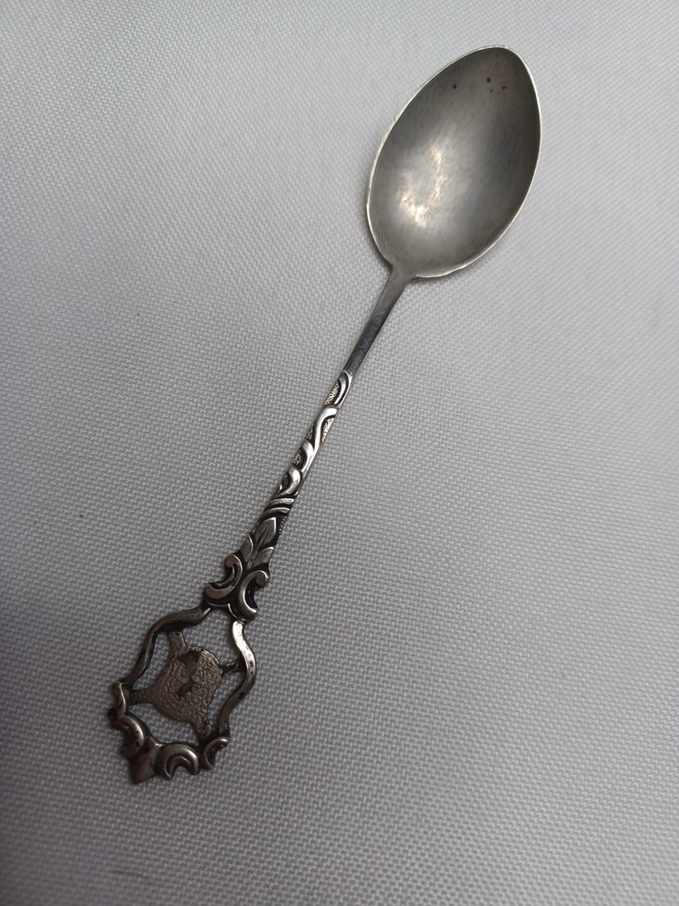 ANTIQUE Karo 800 SILVER SOUVENIR SPOON *missing Crest*