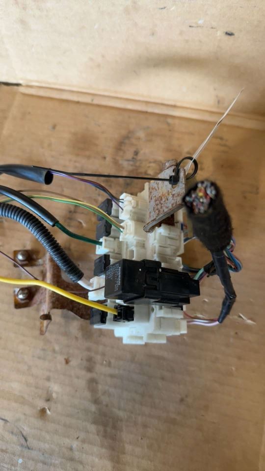 ALTIMA 2019 Fuse Box Cabin 6707