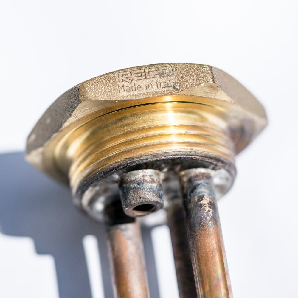 HOT WATER Solar TANK HEATING ELEMENT 3000W 1 1/4" BSP WITH ROD THERMOSTAT RTS